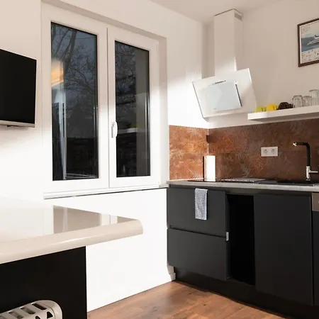 Functional 3city In With Parking By Renters * Sopot