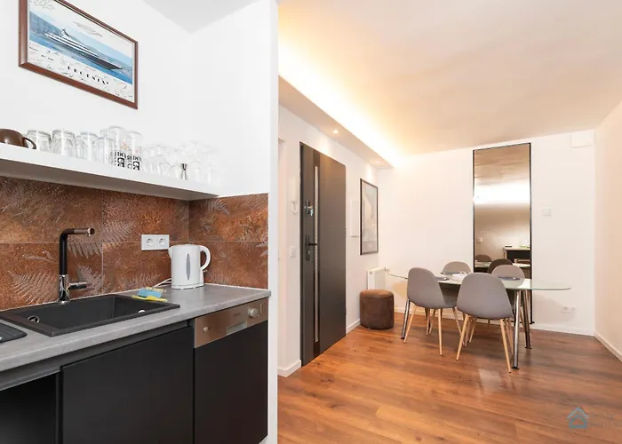 Appartement Functional 3city In With Parking By Renters Sopot